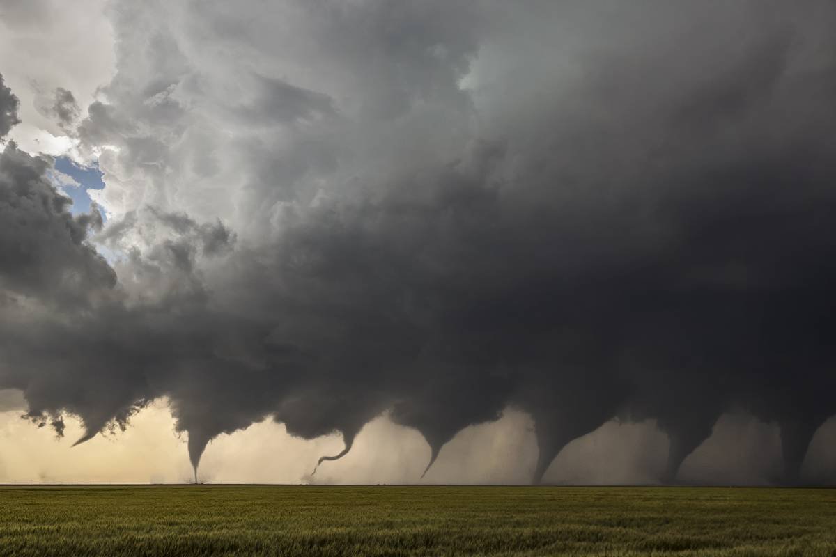 Freak Weather Rare photo of 7 tornadoes at one time